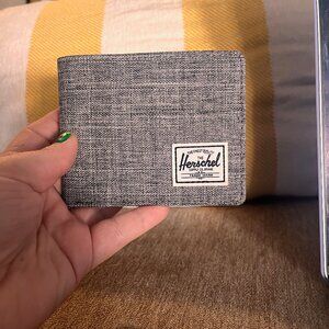 Herschel Unisex Roy RFID Bi-Fold Wallet - Raven Crosshatch